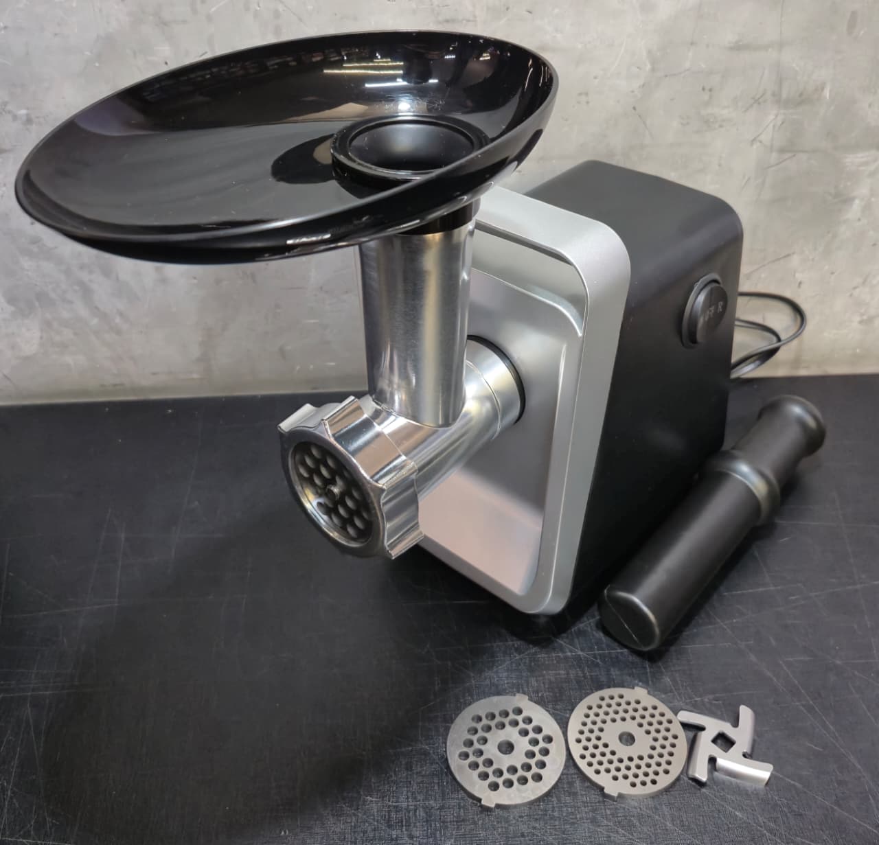 Moedor De Carne Automático - 110v 2800w